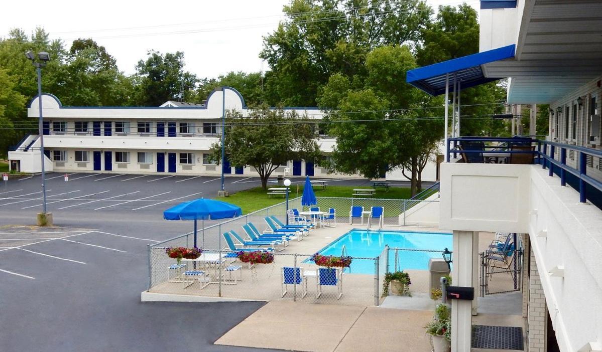 Fields Park Motel Wisconsin Dells Extérieur photo